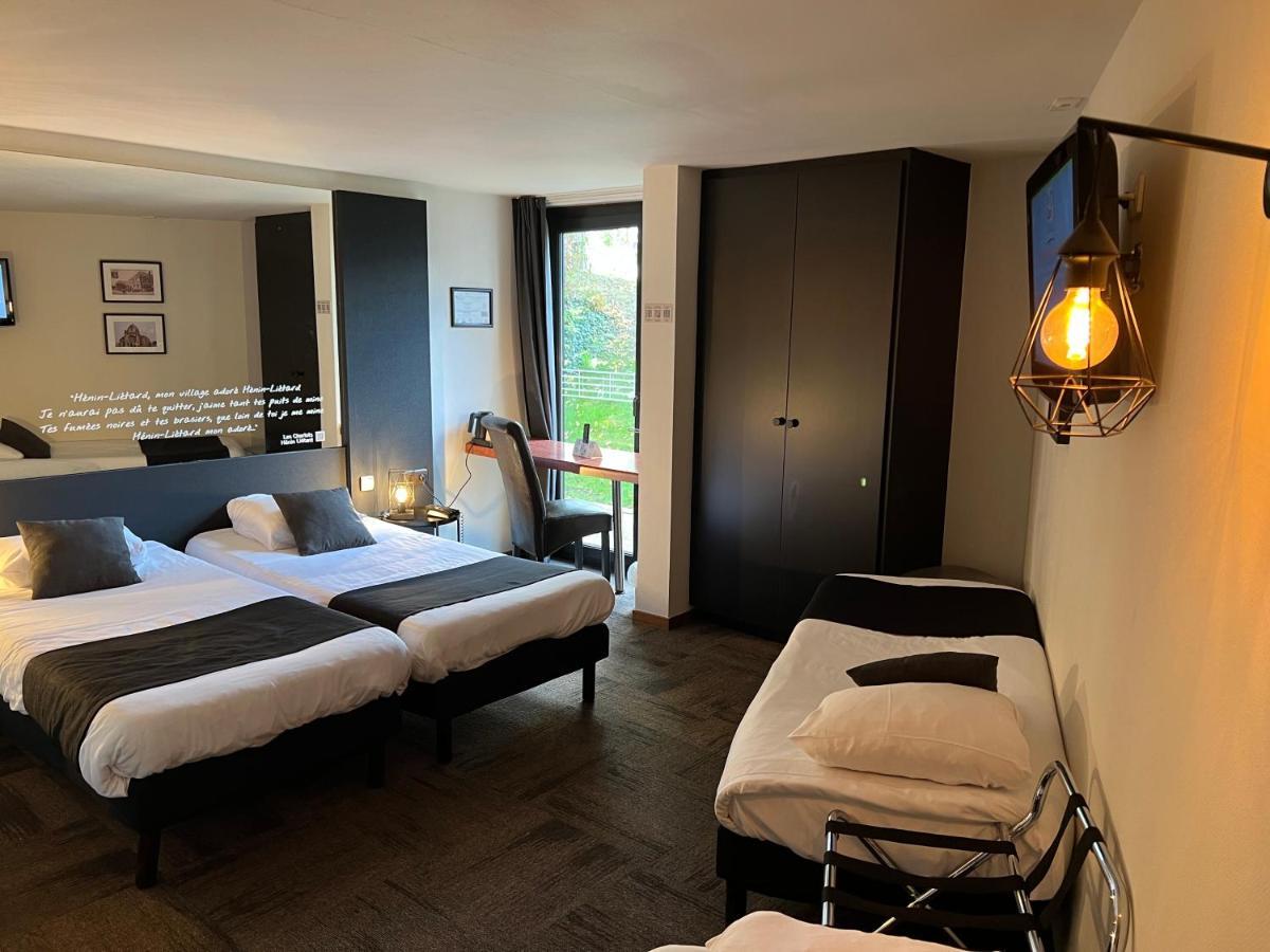 Logis Hotel Restaurant Des Acacias Lille Neuville En Ferrain Экстерьер фото