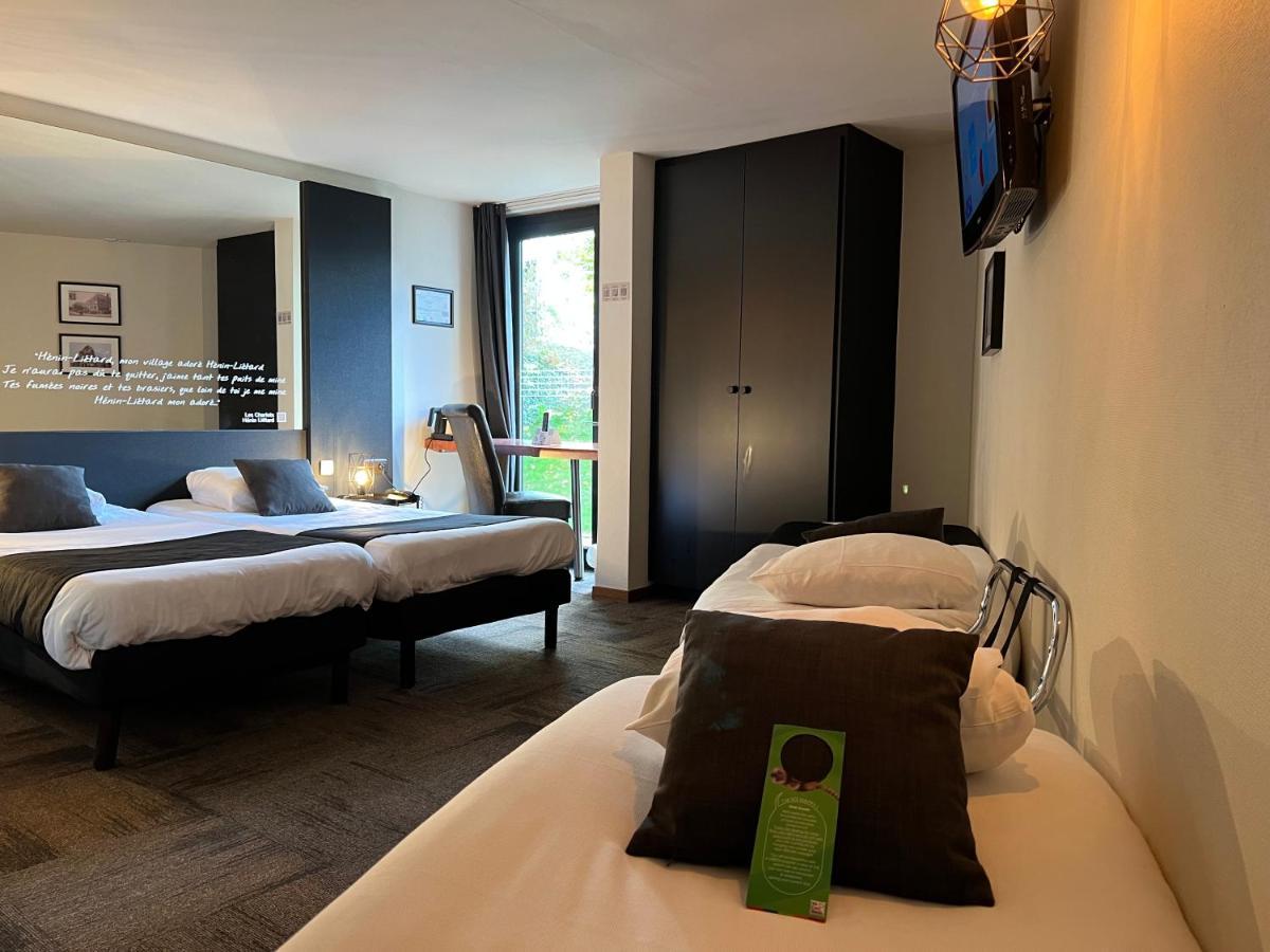 Logis Hotel Restaurant Des Acacias Lille Neuville En Ferrain Экстерьер фото
