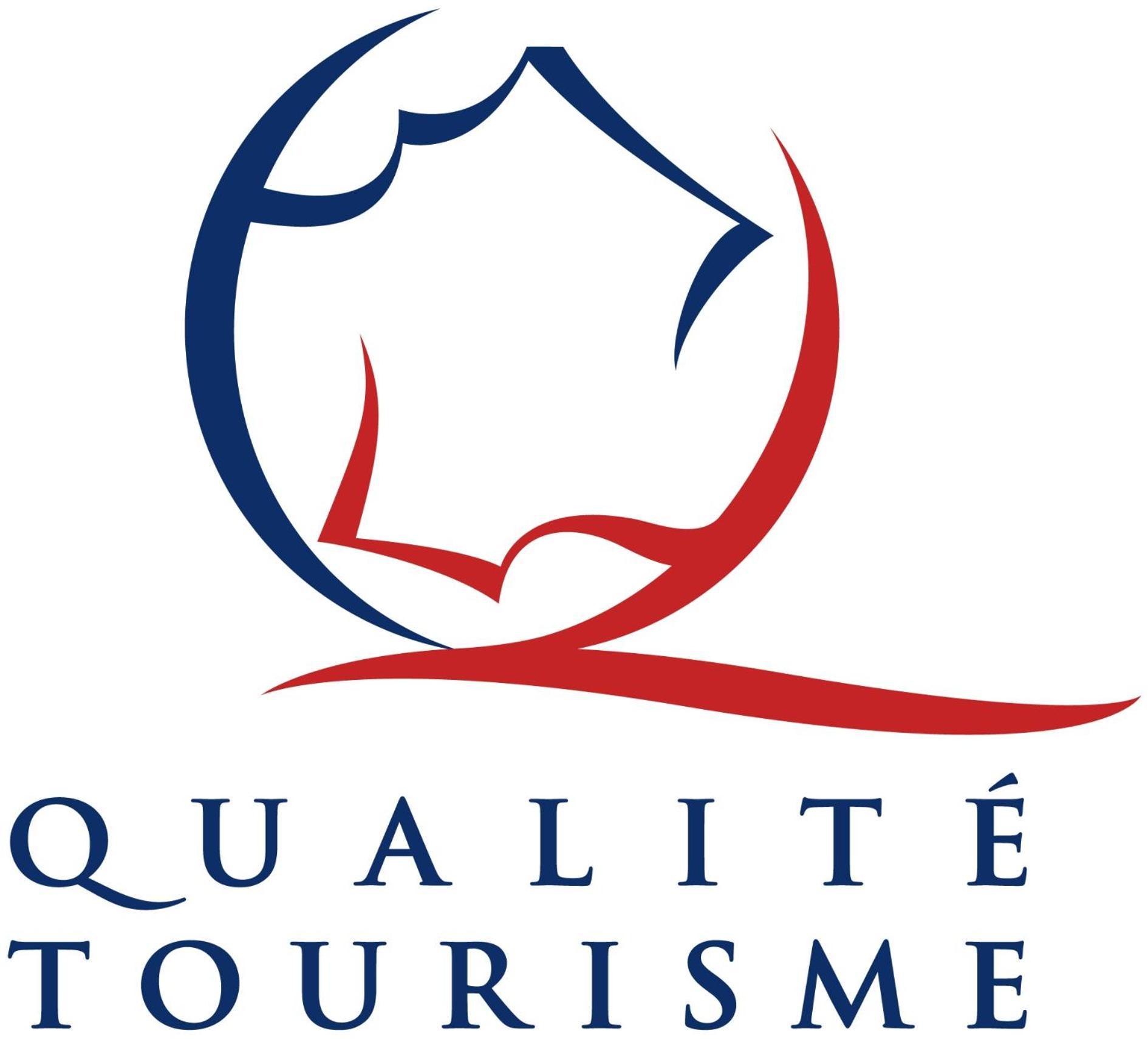Logis Hotel Restaurant Des Acacias Lille Neuville En Ferrain Экстерьер фото
