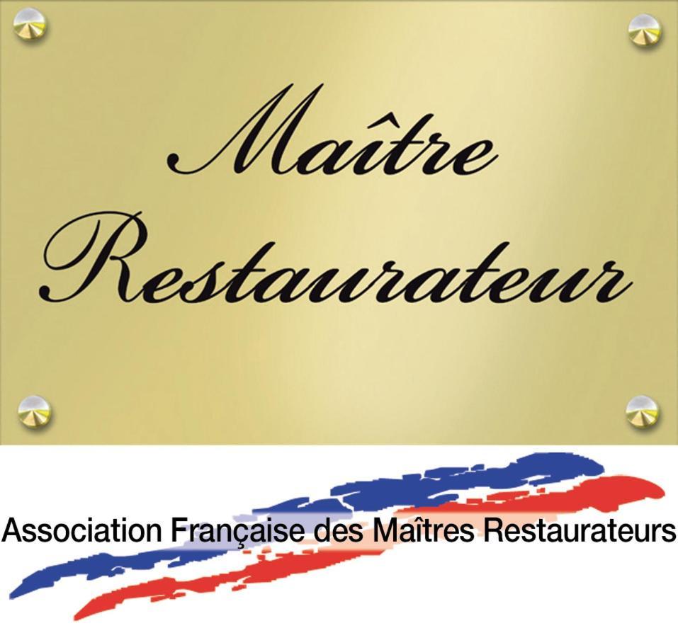 Logis Hotel Restaurant Des Acacias Lille Neuville En Ferrain Экстерьер фото